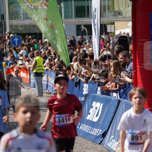 13.06.2025 - Holstenköstenlauf Felixshl http://msf.ph/oto/7924632 13.06.2025 16:21:07 Laufen 19, 156, 349, 352, 358, 361, 492, 722, 743, 891, 993, 1003, 1054, 1061, 1075, 1143, 1275, 1330, 1397, 1415, 1416, 1425 meine-sportfotos.de