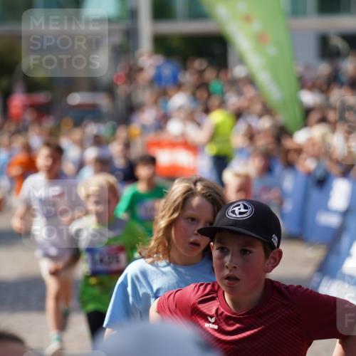 13.06.2025 - Holstenköstenlauf Felixshl http://msf.ph/oto/7924648 13.06.2025 16:21:10 Laufen 8, 19, 54, 156, 335, 349, 350, 352, 361, 492, 722, 743, 749, 882, 884, 1003, 1061, 1075, 1275, 1330, 1416, 1425 meine-sportfotos.de