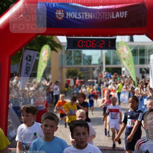 13.06.2025 - Holstenköstenlauf Felixshl http://msf.ph/oto/7924711 13.06.2025 16:21:22 Laufen 8, 161, 362, 471, 477, 485, 487, 557, 613, 617, 733, 749, 877, 893, 990, 1072, 1139, 1176, 1434, 1937 meine-sportfotos.de