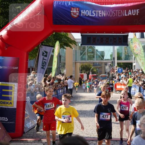 13.06.2025 - Holstenköstenlauf Felixshl http://msf.ph/oto/7924721 13.06.2025 16:21:24 Laufen 161, 471, 477, 484, 485, 487, 613, 626, 733, 877, 990, 1072, 1139, 1176, 1434, 1937 meine-sportfotos.de
