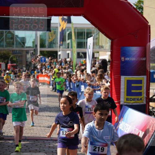 13.06.2025 - Holstenköstenlauf Felixshl http://msf.ph/oto/7924859 13.06.2025 16:21:51 Laufen 104, 111, 120, 219, 472, 475, 493, 620, 623, 721, 753, 875, 894, 982, 1173, 1177, 1223, 1282, 1325, 1847 meine-sportfotos.de