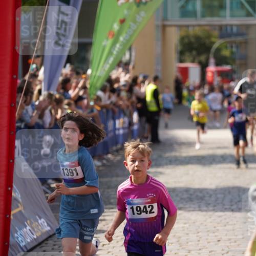 13.06.2025 - Holstenköstenlauf Felixshl http://msf.ph/oto/7924963 13.06.2025 16:22:13 Laufen 14, 38, 345, 488, 611, 754, 992, 996, 1230, 1320, 1391, 1428, 1826, 1942 meine-sportfotos.de