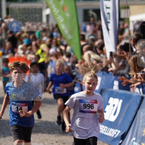 13.06.2025 - Holstenköstenlauf Felixshl http://msf.ph/oto/7924967 13.06.2025 16:22:15 Laufen 14, 38, 345, 353, 470, 488, 611, 747, 754, 992, 996, 1230, 1320, 1391, 1395, 1428, 1942 meine-sportfotos.de