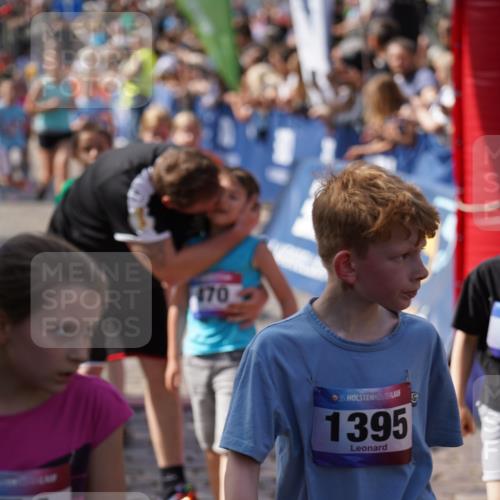 13.06.2025 - Holstenköstenlauf Felixshl http://msf.ph/oto/7925003 13.06.2025 16:22:25 Laufen 38, 164, 329, 333, 341, 342, 343, 351, 353, 470, 486, 488, 611, 747, 867, 994, 1038, 1062, 1175, 1233, 1334, 1395, 1858 meine-sportfotos.de
