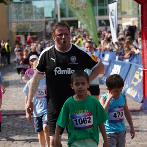 13.06.2025 - Holstenköstenlauf Felixshl http://msf.ph/oto/7925034 13.06.2025 16:22:32 Laufen 164, 329, 333, 341, 343, 351, 355, 356, 489, 890, 895, 896, 987, 997, 1038, 1233, 1279, 1334, 1858 meine-sportfotos.de