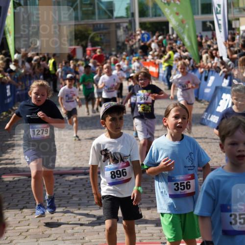 13.06.2025 - Holstenköstenlauf Felixshl http://msf.ph/oto/7925052 13.06.2025 16:22:37 Laufen 123, 164, 214, 225, 343, 354, 355, 356, 489, 606, 720, 868, 869, 886, 890, 895, 896, 987, 991, 997, 1073, 1279, 1336, 1390, 1823, 1936 meine-sportfotos.de
