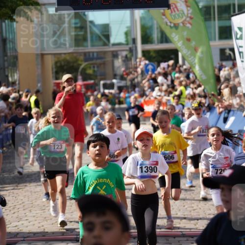 13.06.2025 - Holstenköstenlauf Felixshl http://msf.ph/oto/7925080 13.06.2025 16:22:43 Laufen 45, 50, 123, 125, 214, 225, 347, 354, 606, 608, 720, 868, 869, 881, 886, 887, 890, 895, 987, 991, 1004, 1073, 1138, 1142, 1218, 1336, 1390, 1823, 1866, 1936 meine-sportfotos.de