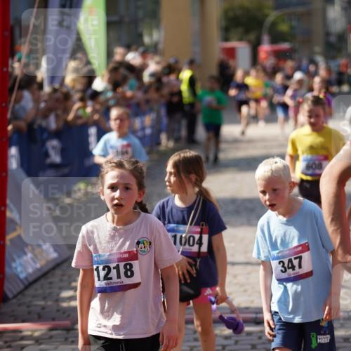 13.06.2025 - Holstenköstenlauf Felixshl http://msf.ph/oto/7925108 13.06.2025 16:22:50 Laufen 45, 50, 125, 347, 603, 608, 880, 881, 887, 1004, 1059, 1138, 1142, 1179, 1218, 1276, 1278, 1804, 1813, 1866 meine-sportfotos.de