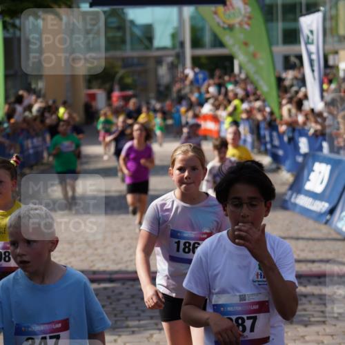 13.06.2025 - Holstenköstenlauf Felixshl http://msf.ph/oto/7925128 13.06.2025 16:22:54 Laufen 109, 603, 608, 612, 621, 880, 1059, 1179, 1276, 1278, 1345, 1394, 1804, 1813 meine-sportfotos.de