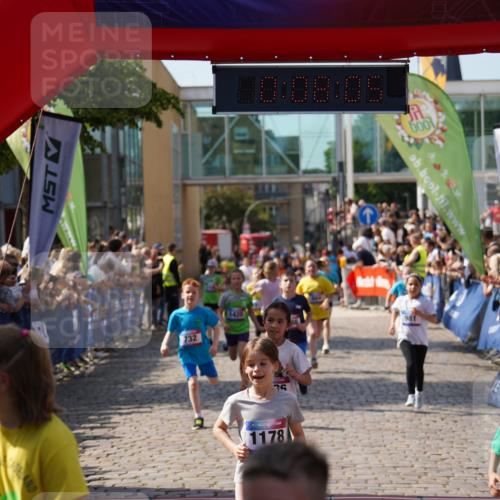 13.06.2025 - Holstenköstenlauf Felixshl http://msf.ph/oto/7925187 13.06.2025 16:23:06 Laufen 604, 612, 615, 730, 732, 745, 746, 883, 981, 1074, 1076, 1178, 1226, 1346, 1394, 1420, 1422, 1423 meine-sportfotos.de