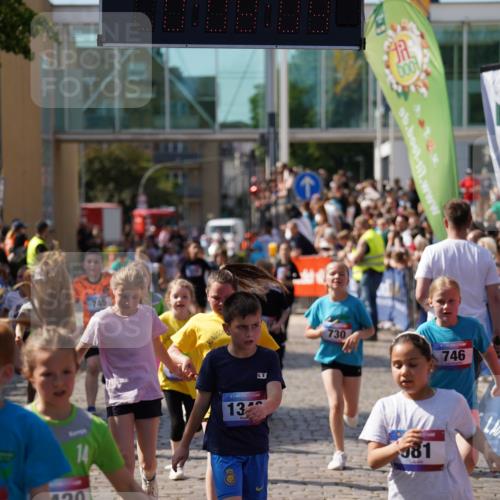 13.06.2025 - Holstenköstenlauf Felixshl http://msf.ph/oto/7925194 13.06.2025 16:23:10 Laufen 604, 615, 730, 732, 745, 746, 883, 885, 981, 1076, 1226, 1227, 1229, 1281, 1346, 1420, 1422, 1423 meine-sportfotos.de