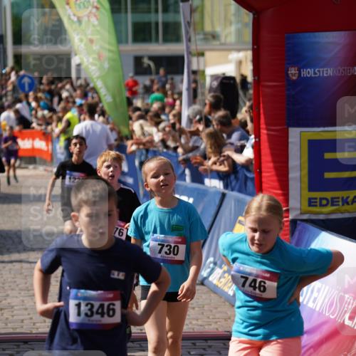 13.06.2025 - Holstenköstenlauf Felixshl http://msf.ph/oto/7925219 13.06.2025 16:23:14 Laufen 226, 330, 497, 604, 615, 728, 730, 745, 746, 883, 885, 1076, 1220, 1227, 1229, 1281, 1422, 1423 meine-sportfotos.de