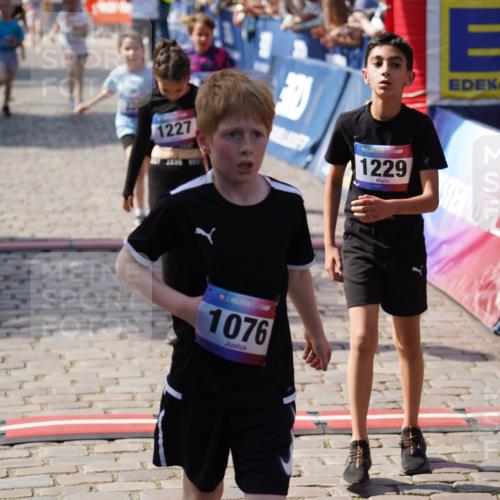 13.06.2025 - Holstenköstenlauf Felixshl http://msf.ph/oto/7925237 13.06.2025 16:23:18 Laufen 226, 327, 330, 497, 728, 885, 1220, 1227, 1229, 1281, 1337 meine-sportfotos.de