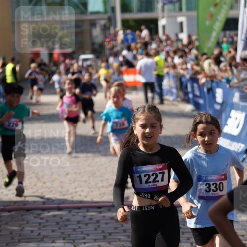 13.06.2025 - Holstenköstenlauf Felixshl http://msf.ph/oto/7925248 13.06.2025 16:23:21 Laufen 226, 327, 330, 497, 616, 728, 750, 870, 988, 1006, 1220, 1227, 1337 meine-sportfotos.de