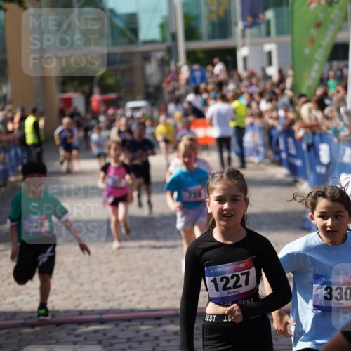 13.06.2025 - Holstenköstenlauf Felixshl http://msf.ph/oto/7925250 13.06.2025 16:23:21 Laufen 226, 327, 330, 497, 616, 728, 750, 870, 988, 1006, 1220, 1227, 1337 meine-sportfotos.de