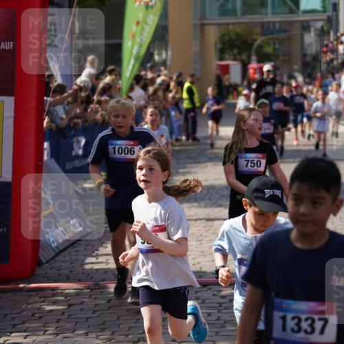 13.06.2025 - Holstenköstenlauf Felixshl http://msf.ph/oto/7925306 13.06.2025 16:23:30 Laufen 221, 359, 483, 616, 725, 750, 870, 988, 989, 995, 1000, 1006, 1174, 1327, 1342 meine-sportfotos.de