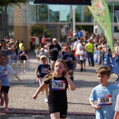 13.06.2025 - Holstenköstenlauf Felixshl http://msf.ph/oto/7925324 13.06.2025 16:23:32 Laufen 163, 221, 332, 336, 337, 359, 483, 616, 725, 750, 756, 870, 879, 988, 989, 995, 1000, 1006, 1174, 1327, 1329, 1342 meine-sportfotos.de