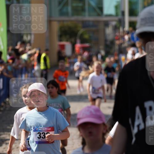 13.06.2025 - Holstenköstenlauf Felixshl http://msf.ph/oto/7925379 13.06.2025 16:23:42 Laufen 163, 332, 336, 337, 480, 727, 741, 756, 878, 879, 989, 998, 1065, 1071, 1180, 1225, 1321, 1329 meine-sportfotos.de
