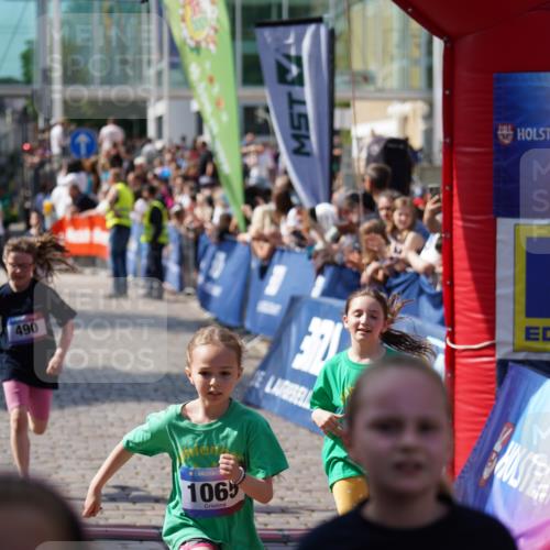 13.06.2025 - Holstenköstenlauf Felixshl http://msf.ph/oto/7925390 13.06.2025 16:23:50 Laufen 480, 490, 727, 998, 1065, 1071, 1180, 1221, 1222, 1321, 1426 meine-sportfotos.de