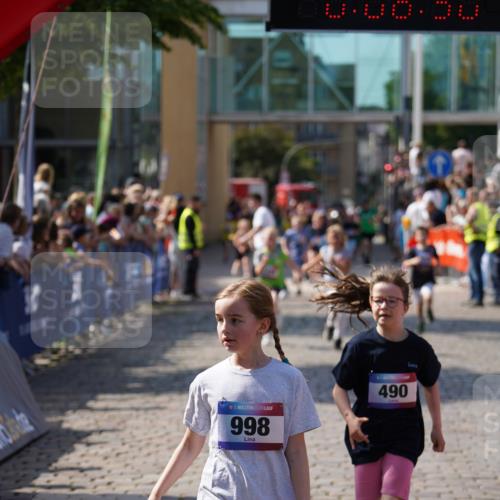13.06.2025 - Holstenköstenlauf Felixshl http://msf.ph/oto/7925392 13.06.2025 16:23:51 Laufen 348, 480, 490, 998, 1065, 1071, 1180, 1221, 1222, 1426 meine-sportfotos.de