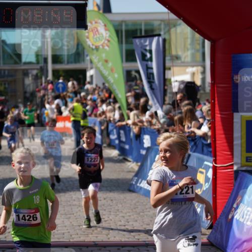 13.06.2025 - Holstenköstenlauf Felixshl http://msf.ph/oto/7925414 13.06.2025 16:23:56 Laufen 348, 607, 614, 1221, 1222, 1343, 1392, 1426 meine-sportfotos.de