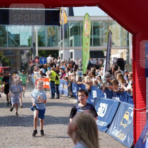 13.06.2025 - Holstenköstenlauf Felixshl http://msf.ph/oto/7925422 13.06.2025 16:23:57 Laufen 348, 478, 607, 614, 1221, 1222, 1343, 1392, 1426 meine-sportfotos.de