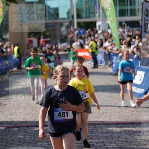 13.06.2025 - Holstenköstenlauf Felixshl http://msf.ph/oto/7925479 13.06.2025 16:24:10 Laufen 65, 73, 481, 625, 719, 758, 1055, 1056, 1057, 1063, 1318 meine-sportfotos.de