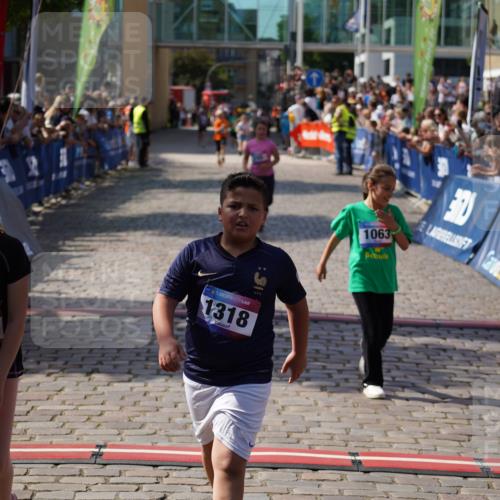 13.06.2025 - Holstenköstenlauf Felixshl http://msf.ph/oto/7925509 13.06.2025 16:24:20 Laufen 165, 719, 1056, 1063, 1318 meine-sportfotos.de