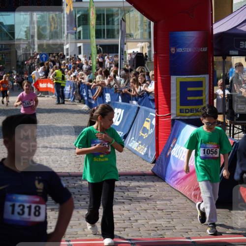 13.06.2025 - Holstenköstenlauf Felixshl http://msf.ph/oto/7925517 13.06.2025 16:24:22 Laufen 165, 719, 1056, 1063 meine-sportfotos.de