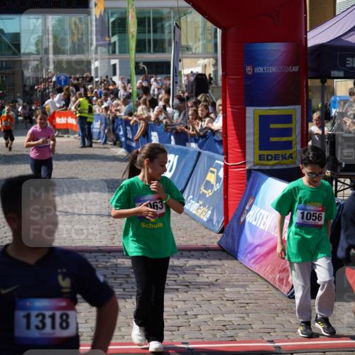 13.06.2025 - Holstenköstenlauf Felixshl http://msf.ph/oto/7925519 13.06.2025 16:24:22 Laufen 165, 719, 1056, 1063 meine-sportfotos.de