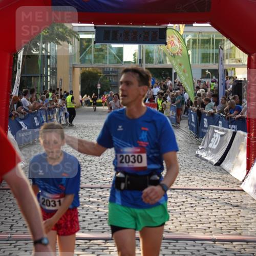 13.06.2025 - Holstenköstenlauf Felixshl http://msf.ph/oto/7925576 13.06.2025 20:08:53 Laufen 2030, 2031, 3590 meine-sportfotos.de