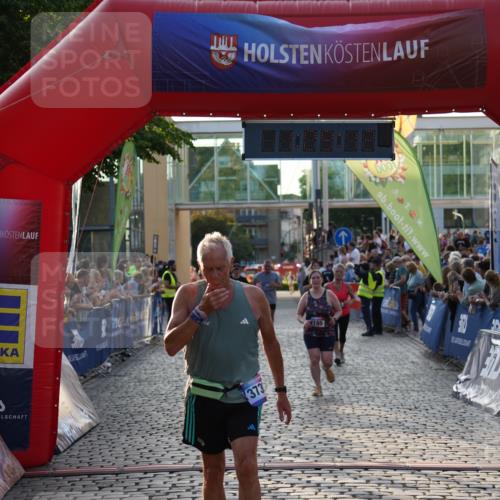 13.06.2025 - Holstenköstenlauf Felixshl http://msf.ph/oto/7925601 13.06.2025 20:09:11 Laufen 2070, 2185, 2212, 2402, 3735 meine-sportfotos.de