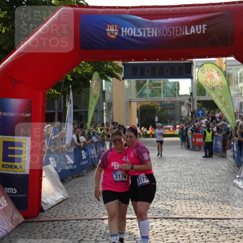 13.06.2025 - Holstenköstenlauf Felixshl http://msf.ph/oto/7925654 13.06.2025 20:09:27 Laufen 3176, 3179 meine-sportfotos.de