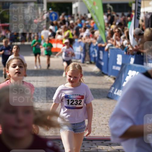 13.06.2025 - Holstenköstenlauf Felixshl http://msf.ph/oto/7925659 13.06.2025 16:24:59 Laufen 9, 85, 338, 346, 873, 1231, 1232, 1332 meine-sportfotos.de