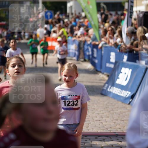 13.06.2025 - Holstenköstenlauf Felixshl http://msf.ph/oto/7925661 13.06.2025 16:24:59 Laufen 9, 85, 338, 346, 873, 1231, 1232, 1332 meine-sportfotos.de