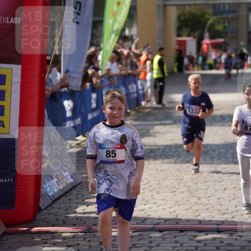 13.06.2025 - Holstenköstenlauf Felixshl http://msf.ph/oto/7925674 13.06.2025 16:25:02 Laufen 85, 338, 346, 873, 1067, 1068, 1332 meine-sportfotos.de