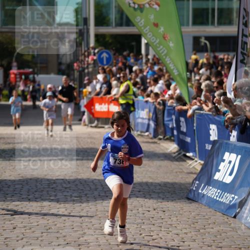 13.06.2025 - Holstenköstenlauf Felixshl http://msf.ph/oto/7925734 13.06.2025 16:25:18 Laufen 724, 736 meine-sportfotos.de