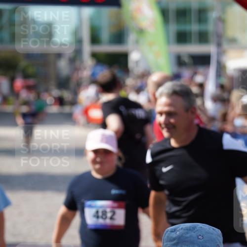 13.06.2025 - Holstenköstenlauf Felixshl http://msf.ph/oto/7925778 13.06.2025 16:25:34 Laufen 328, 482, 1339 meine-sportfotos.de