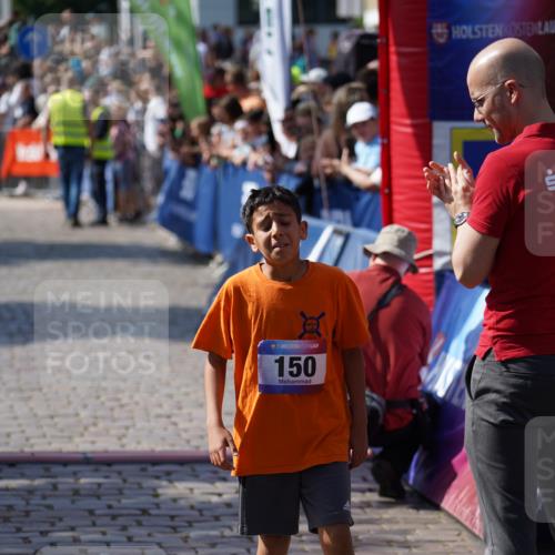 13.06.2025 - Holstenköstenlauf Felixshl http://msf.ph/oto/7925852 13.06.2025 16:35:11 Laufen 150, 151 meine-sportfotos.de
