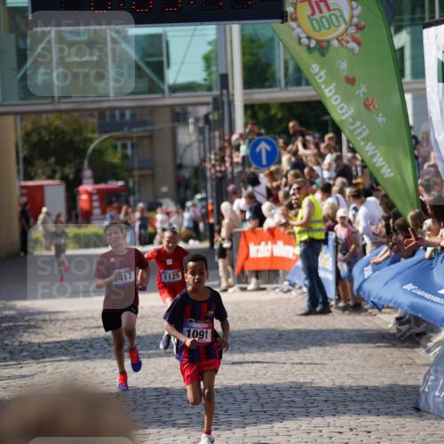 13.06.2025 - Holstenköstenlauf Felixshl http://msf.ph/oto/7925898 13.06.2025 16:35:28 Laufen 96, 384, 1091, 1125, 1417 meine-sportfotos.de