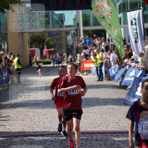 13.06.2025 - Holstenköstenlauf Felixshl http://msf.ph/oto/7925916 13.06.2025 16:35:32 Laufen 78, 1091, 1125, 1417 meine-sportfotos.de