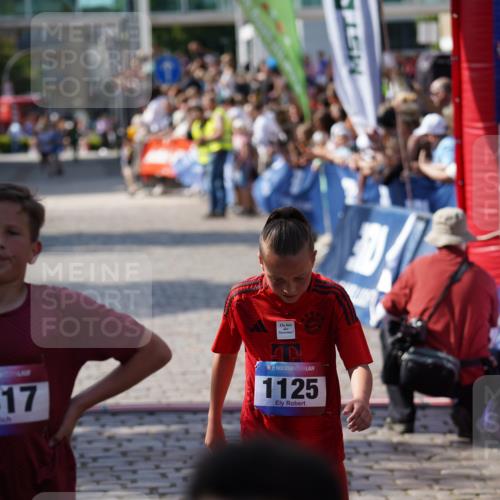 13.06.2025 - Holstenköstenlauf Felixshl http://msf.ph/oto/7925934 13.06.2025 16:35:36 Laufen 78, 1125 meine-sportfotos.de