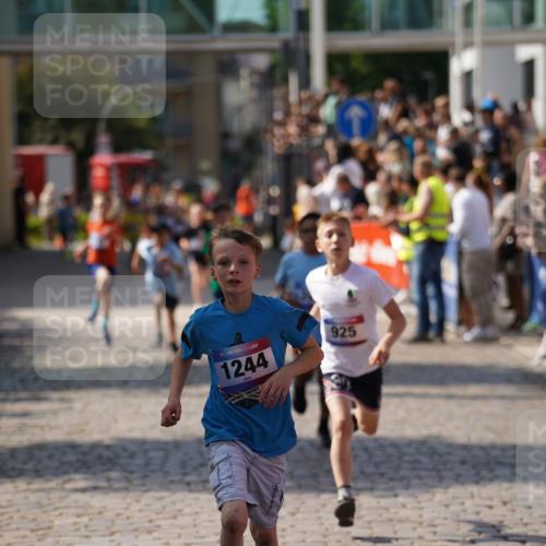 13.06.2025 - Holstenköstenlauf Felixshl http://msf.ph/oto/7925959 13.06.2025 16:35:48 Laufen 147, 235, 392, 925, 1095, 1244, 1429 meine-sportfotos.de