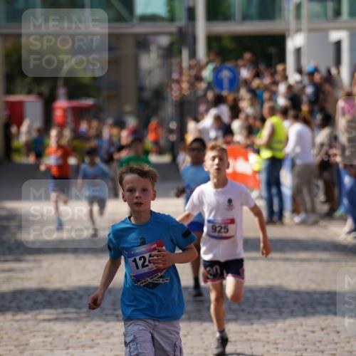 13.06.2025 - Holstenköstenlauf Felixshl http://msf.ph/oto/7925961 13.06.2025 16:35:48 Laufen 147, 235, 392, 925, 1095, 1244, 1429 meine-sportfotos.de