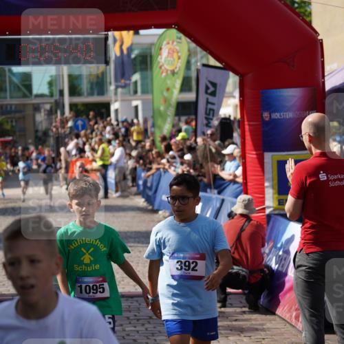 13.06.2025 - Holstenköstenlauf Felixshl http://msf.ph/oto/7925991 13.06.2025 16:35:54 Laufen 82, 147, 235, 383, 392, 653, 792, 1095, 1429 meine-sportfotos.de