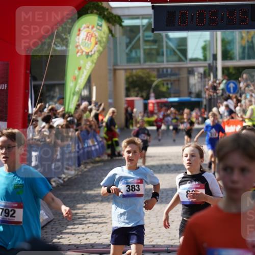 13.06.2025 - Holstenköstenlauf Felixshl http://msf.ph/oto/7926008 13.06.2025 16:36:00 Laufen 82, 378, 383, 518, 525, 653, 770, 792, 1130, 1429, 1815 meine-sportfotos.de