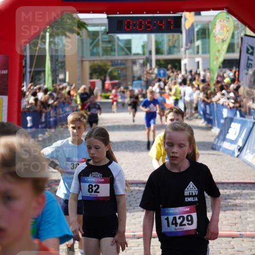 13.06.2025 - Holstenköstenlauf Felixshl http://msf.ph/oto/7926018 13.06.2025 16:36:02 Laufen 82, 378, 383, 518, 525, 653, 770, 792, 1130, 1815 meine-sportfotos.de