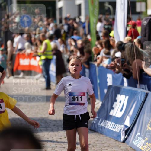 13.06.2025 - Holstenköstenlauf Felixshl http://msf.ph/oto/7926071 13.06.2025 16:36:17 Laufen 94, 135, 376, 382, 387, 391, 515, 520, 631, 646, 654, 898, 911, 1128, 1868 meine-sportfotos.de