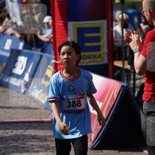 13.06.2025 - Holstenköstenlauf Felixshl http://msf.ph/oto/7926119 13.06.2025 16:36:28 Laufen 77, 135, 376, 388, 389, 510, 529, 635, 764, 765, 775, 918, 920, 1011, 1236, 1269, 1358, 1405 meine-sportfotos.de