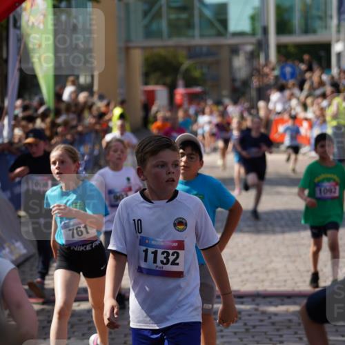 13.06.2025 - Holstenköstenlauf Felixshl http://msf.ph/oto/7926190 13.06.2025 16:36:45 Laufen 46, 154, 367, 501, 517, 523, 632, 761, 772, 777, 789, 899, 903, 1008, 1015, 1092, 1238, 1349, 1353 meine-sportfotos.de